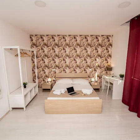 128l Guest house *
