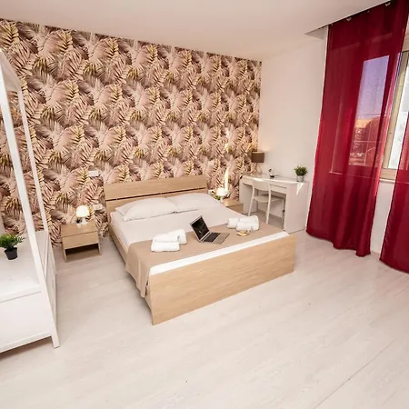 128l Guest house