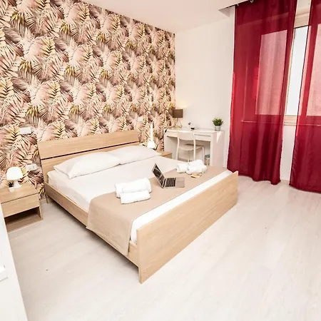 128l Guest house