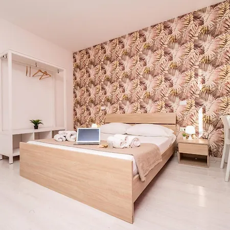 128l Guest house *
