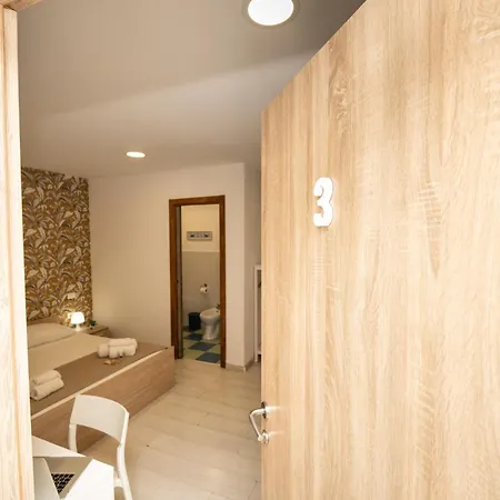 128l Guest house