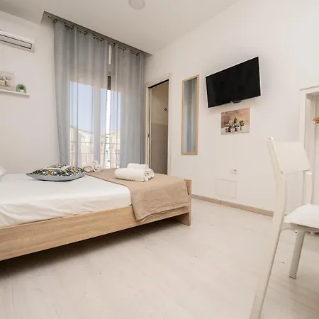 Guest house 128l